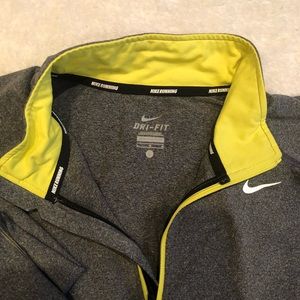 Nike gray and like green pull over light weight LARGE